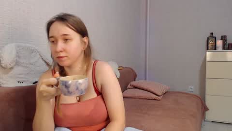 Lovely Hayley online show from 01-05-25, 10:40