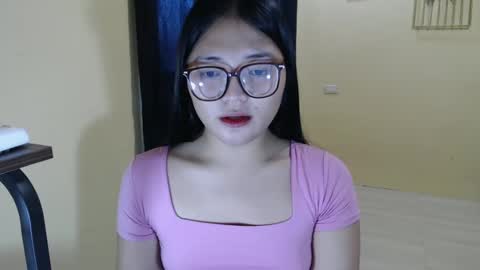 Lovely Laura online show from 03-04-25, 11:22