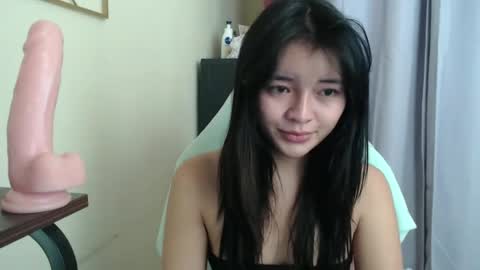Lovely Laura online show from 11-09-25, 06:23