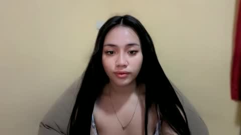 lovely_leah23 online show from 09-21-25, 08:49