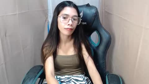 diamond sweetheart20 online show from 12-17-25, 07:58