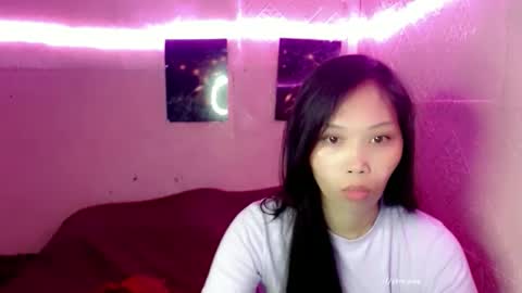Snapshot of lovely_pinayxxx chatting on 02-18-26, 09:44 lovely_pinayxxx online show from 02-18-26, 09:44