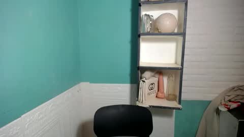 Snapshot of lovely_thea_xoxo chatting on 02-01-26, 12:04 Thea online show from 02-01-26, 12:04