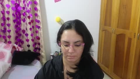 Snapshot of lovely_trix_ chatting on 01-21-25, 11:35 Trix online show from 01-21-25, 11:35