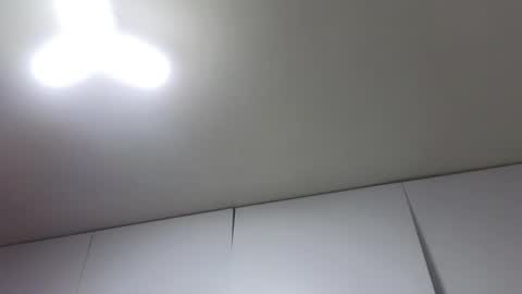 Snapshot of lovely_trix_ chatting on 10-29-25, 11:34 Trix online show from 10-29-25, 11:34