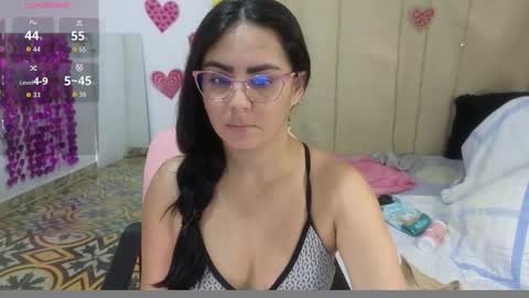 Snapshot of lovely_trix_ chatting on 02-17-26, 02:35 Trix online show from 02-17-26, 02:35