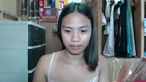 lovely_yvoneslutty online show from 10-03-25, 11:35