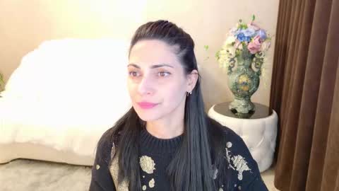 Snapshot of lovelybeatricee chatting on 02-19-26, 10:55 Beatrice online show from 02-19-26, 10:55