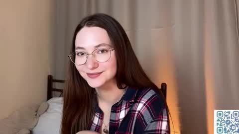 Snapshot of lovelycoupleforyou chatting on 10-14-25, 07:58 Solfiro online show from 10-14-25, 07:58