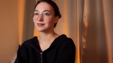 Snapshot of lovelycoupleforyou chatting on 11-18-25, 07:18 Solfiro online show from 11-18-25, 07:18