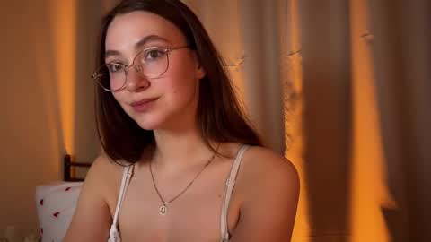 Snapshot of lovelycoupleforyou chatting on 11-19-25, 04:07 Solfiro online show from 11-19-25, 04:07