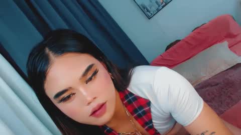 lovelydollsandra online show from 02-05-25, 06:15