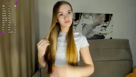lovelygracee online show from 09-30-25, 05:18