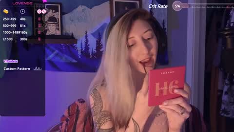 Snapshot of lovelylittlelucyy chatting on 12-21-24, 08:10 lovelylittlelucyy online show from 12-21-24, 08:10