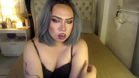Rebeca online show from 01-19-25, 08:19