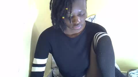 lovelymee2 online show from 11-03-25, 10:05