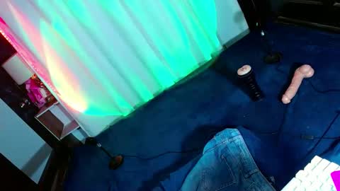 lovelymiss_shyna11 online show from 12-17-24, 11:06