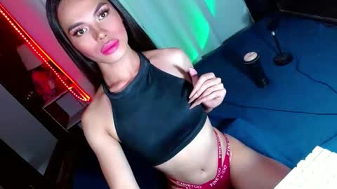 lovelymiss_shyna11 online show from 01-05-25, 11:26