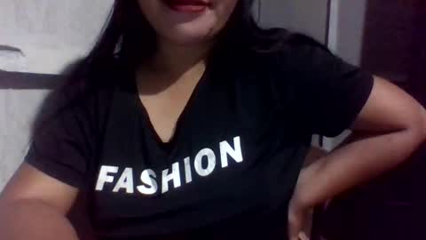 lovelymocha27s online show from 11-16-25, 08:14