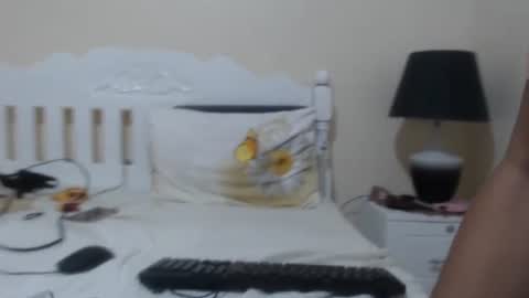 Angelquey online show from 10-22-25, 10:59