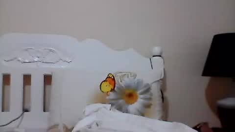 Angelquey online show from 10-24-25, 08:27