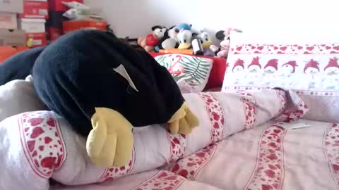 lovelywoman22 online show from 12-14-25, 08:09