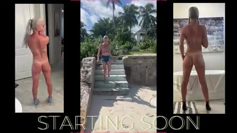 Snapshot of lovemoscarlett chatting on 10-20-25, 11:32 Scarlett online show from 10-20-25, 11:32