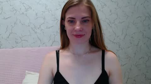 Mary Love online show from 09-21-25, 03:24