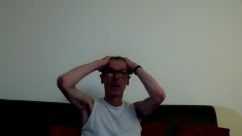 Snapshot of lovepvclate40s chatting on 09-13-25, 07:02 lovepvcearly50s online show from 09-13-25, 07:02