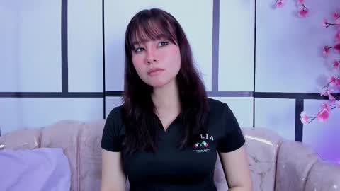 Snapshot of lovequinn_mjs chatting on 12-15-25, 03:55 Love online show from 12-15-25, 03:55