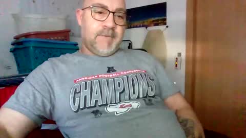 lover010983 online show from 02-05-26, 11:37