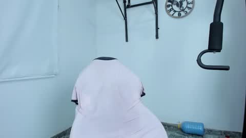 Snapshot of lover_fitnessboy chatting on 02-17-25, 10:58 kevin online show from 02-17-25, 10:58