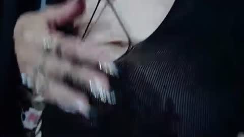 Snapshot of lover_mature2 chatting on 10-18-25, 09:59 Mature lover2 online show from 10-18-25, 09:59