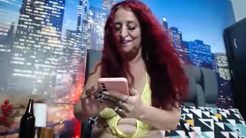 Snapshot of lover_mature2 chatting on 11-23-25, 05:02 Mature lover2 online show from 11-23-25, 05:02