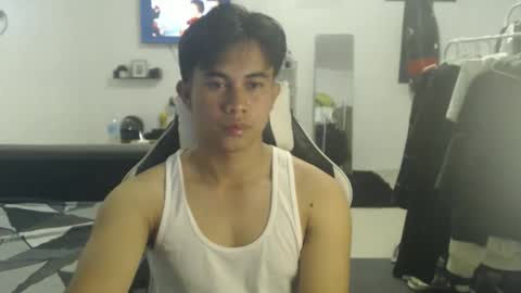 loverboyph04 online show from 12-22-25, 05:37