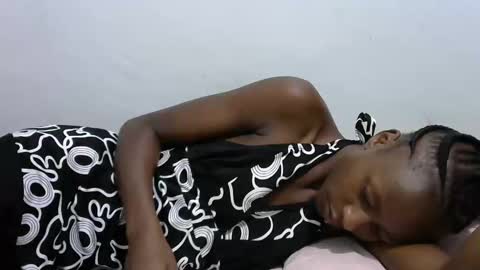 lovergal222 online show from 03-11-25, 12:22