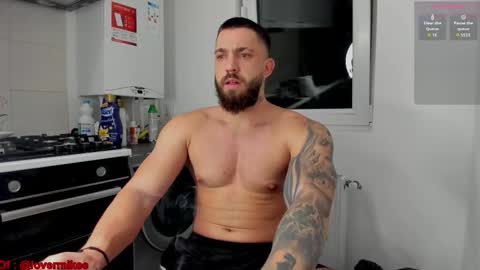 Mike online show from 10-08-25, 02:42