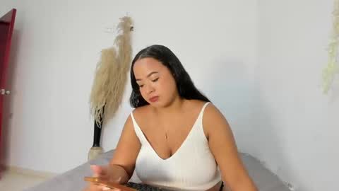 Snapshot of lovers_nymphomaniacs chatting on 03-07-25, 03:18 Xander Sofia online show from 03-07-25, 03:18