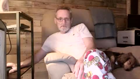 Snapshot of lovesex6565 chatting on 03-31-26, 12:27 just here to have fun and cum online show from 03-31-26, 12:27