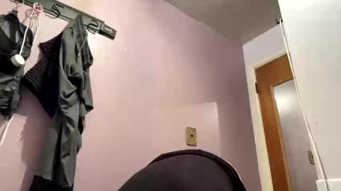 Snapshot of lovestoshowcock chatting on 12-10-24, 02:17 Lucifer n Lilith online show from 12-10-24, 02:17