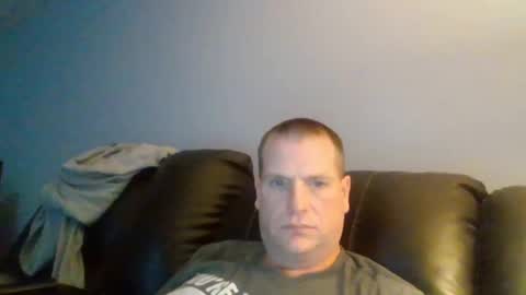 Snapshot of lovetocum37 chatting on 03-10-25, 04:35 lovetocum37 online show from 03-10-25, 04:35