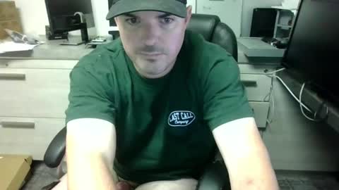 Snapshot of lovetofps chatting on 01-29-25, 02:40 Love2Game online show from 01-29-25, 02:40