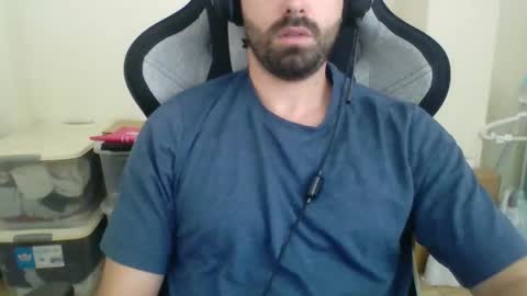 lovetojiz933 online show from 11-30-25, 04:22