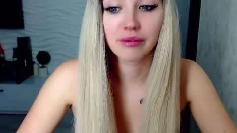 Rosie  online show from 01-12-25, 04:50