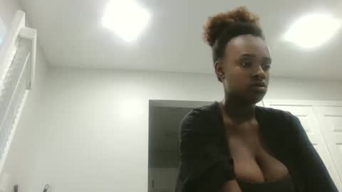 loyalbambi online show from 09-16-25, 12:39