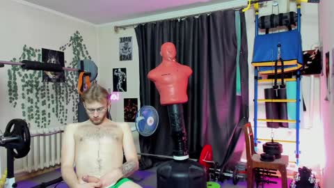 Snapshot of loyasteve chatting on 12-11-24, 01:28 VECTORSTEVEPVT IS OPEN online show from 12-11-24, 01:28
