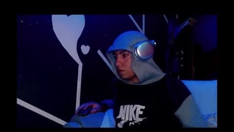 lpysami online show from 11-17-25, 07:36