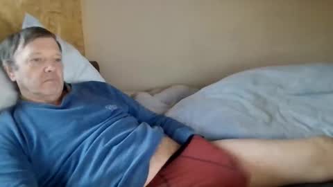 lu485947670865 online show from 11-12-25, 02:06