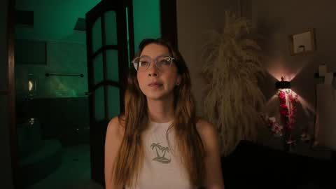  ---Goys incredible photographs online show from 01-09-25, 12:09