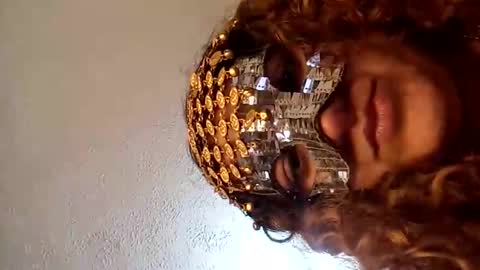 Snapshot of luana363 chatting on 10-13-25, 04:51 luana363 online show from 10-13-25, 04:51